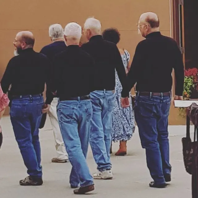 At the Opera, a small flock of Steve Jobs